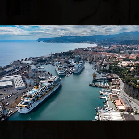 Appartamento Il Talismano-In Citta -Vicino Al Mare Savona Esterno foto